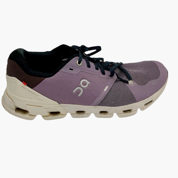 On Running Shoes Women Sz 11 Cloudflyer 4 Purple‎ Sneakers Athletic Performance - Picture 1 of 11